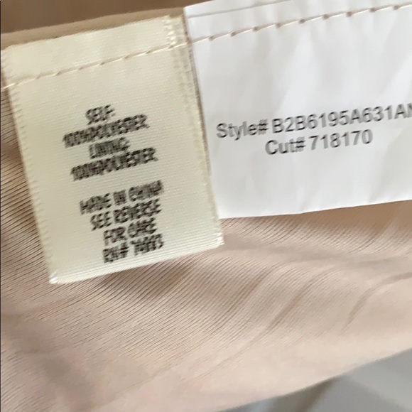 Adiva Beautiful Cream Colored Crocheted Lace Top - Picture 6 of 8